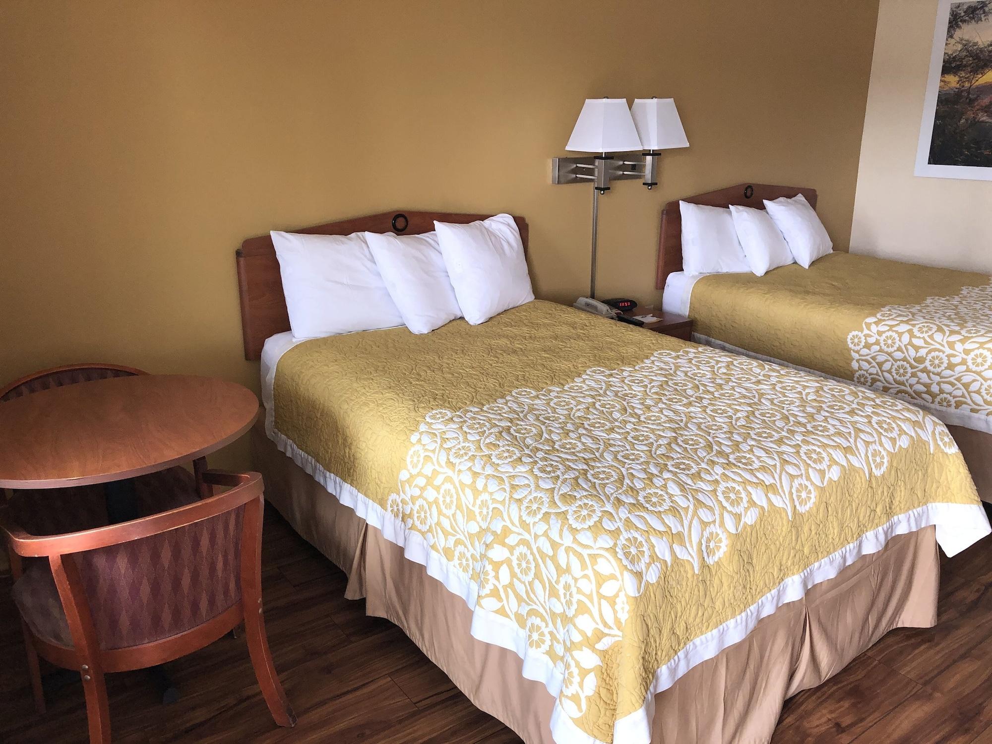 Days Inn By Wyndham Clarksville Tn Esterno foto