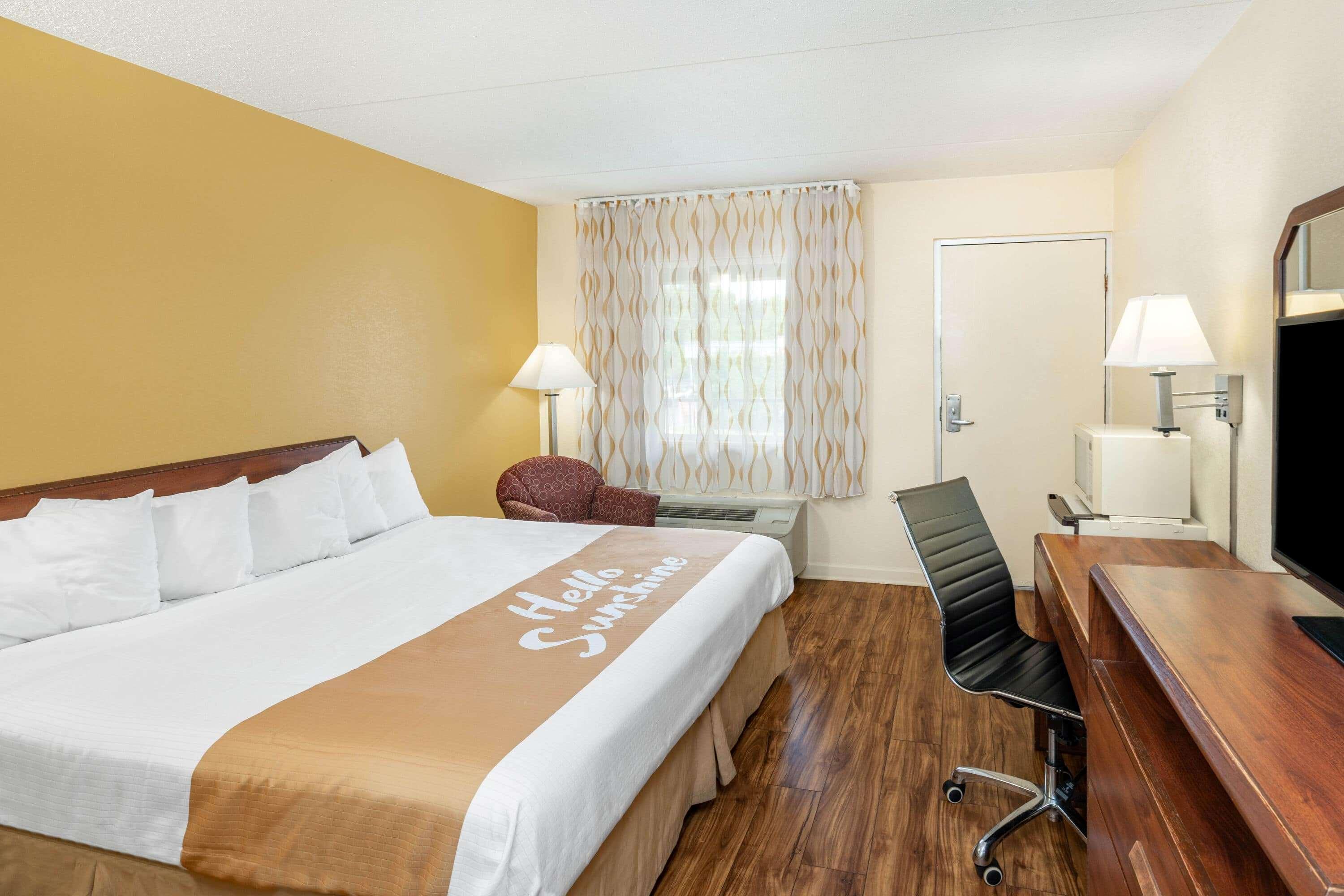 Days Inn By Wyndham Clarksville Tn Esterno foto