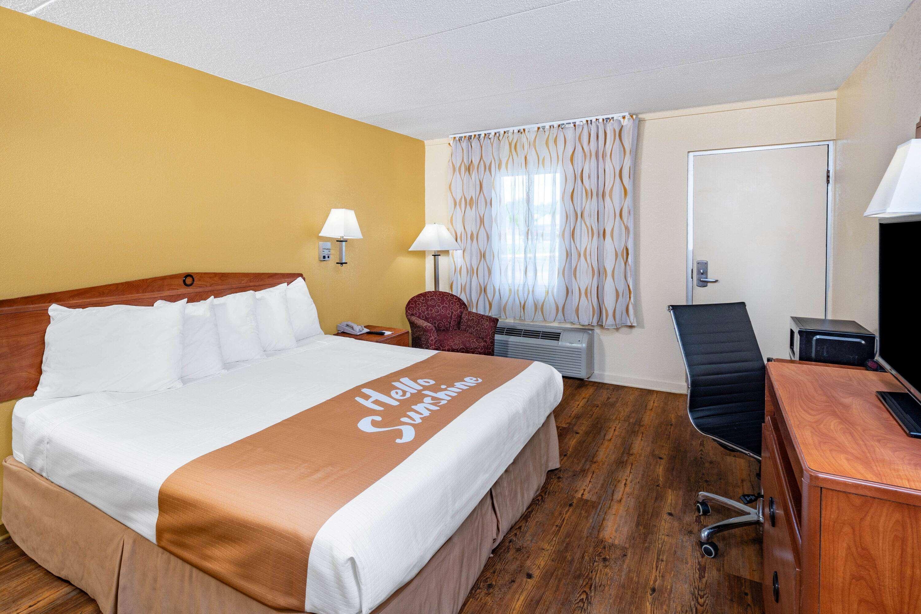 Days Inn By Wyndham Clarksville Tn Esterno foto