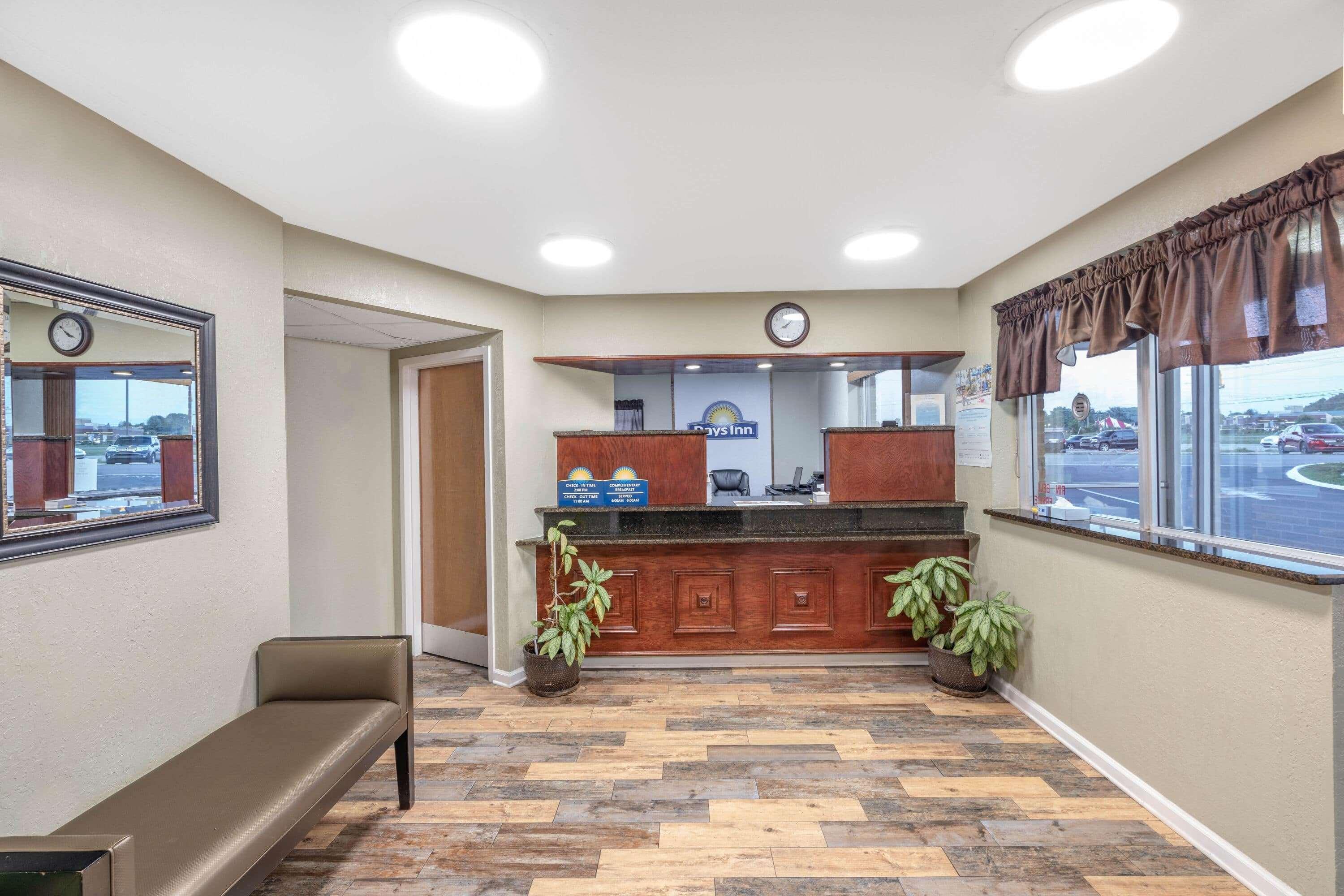 Days Inn By Wyndham Clarksville Tn Esterno foto
